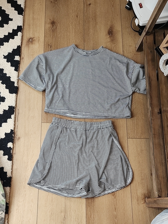 Other - Striped Crop Tee & Shorts Sleep Set, Large